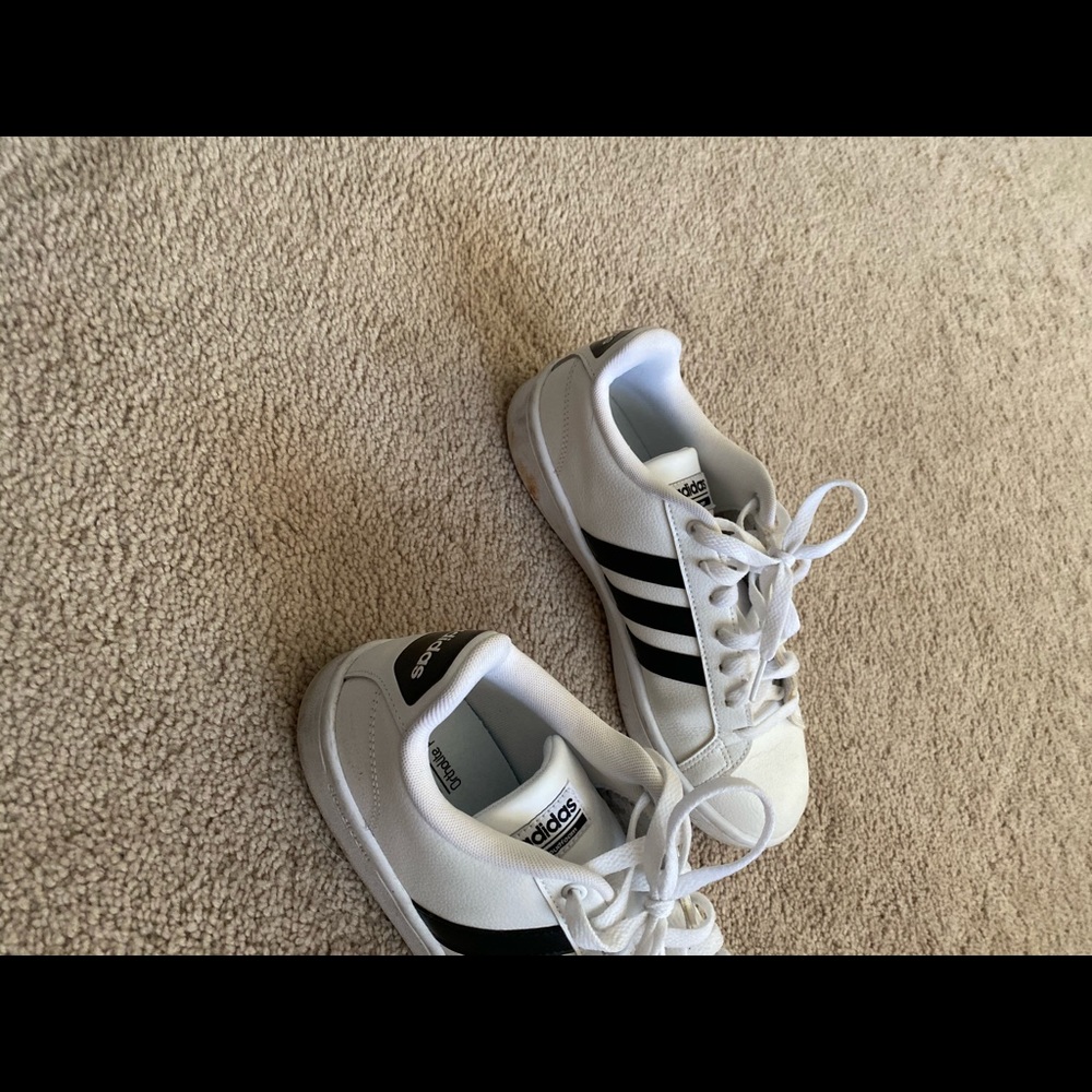 Adidas old skool